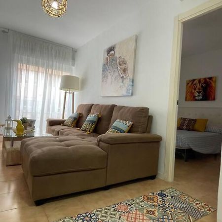 Apartamento Centro De Aguilas. Buitenkant foto