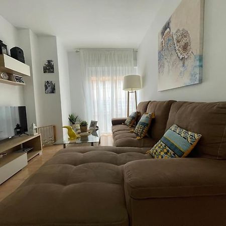 Apartamento Centro De Aguilas. Buitenkant foto